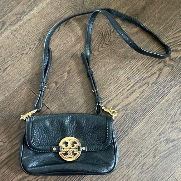Tory Burch Bags Tory Burch Black Crossbody Poshmark